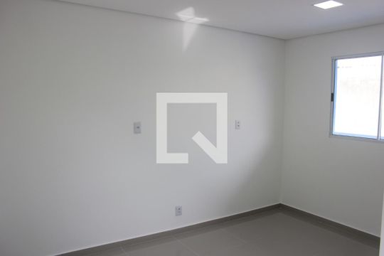 Sala/cozinha de kitnet/studio para alugar com 1 quarto, 20m² em Vila Santa Maria, Guarulhos