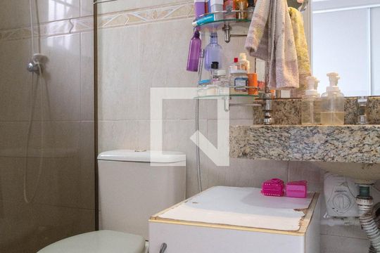 Banheiro do Quarto 1 de casa de condomínio à venda com 3 quartos, 118m² em Vila Silveira, Guarulhos