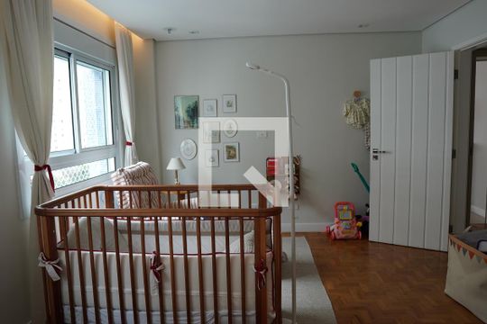 Suite de apartamento à venda com 3 quartos, 186m² em Jardim Paulista, São Paulo