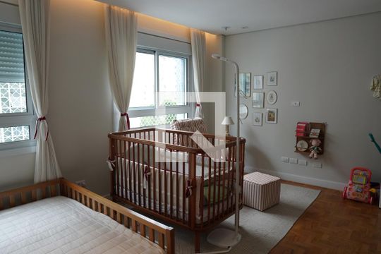Suite de apartamento à venda com 3 quartos, 186m² em Jardim Paulista, São Paulo