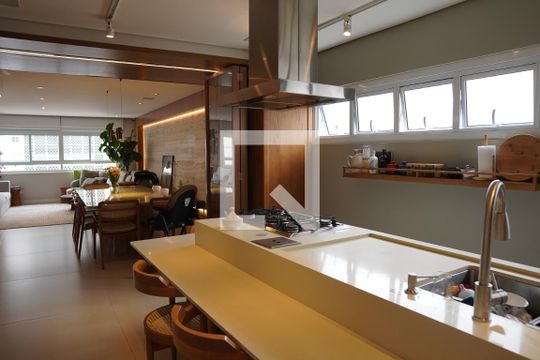 Cozinha de apartamento à venda com 3 quartos, 186m² em Jardim Paulista, São Paulo