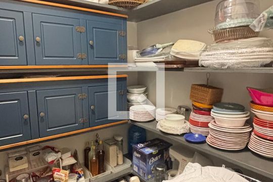 Despensa da Cozinha de casa à venda com 4 quartos, 450m² em Vila Valparaíso, Santo André