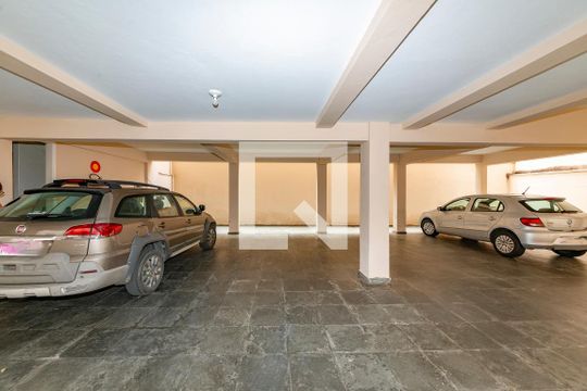 Garagem de apartamento para alugar com 3 quartos, 110m² em Anchieta, Belo Horizonte