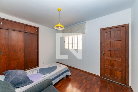 Quarto 2 de apartamento para alugar com 3 quartos, 110m² em Anchieta, Belo Horizonte