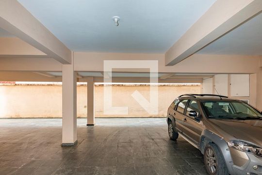 Garagem de apartamento para alugar com 3 quartos, 110m² em Anchieta, Belo Horizonte