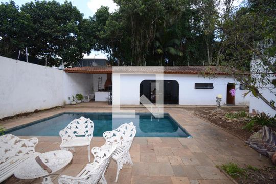 Vista da Sala de casa para alugar com 5 quartos, 411m² em Socorro, São Paulo