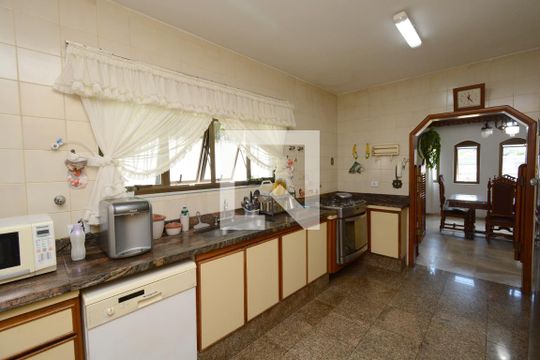 Cozinha de casa para alugar com 5 quartos, 411m² em Socorro, São Paulo