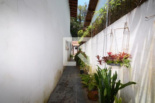 Quintal de casa para alugar com 5 quartos, 411m² em Socorro, São Paulo