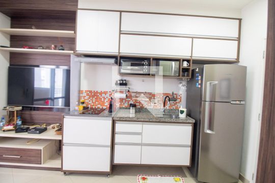 Cozinha de kitnet/studio à venda com 1 quarto, 36m² em Santo Amaro, São Paulo