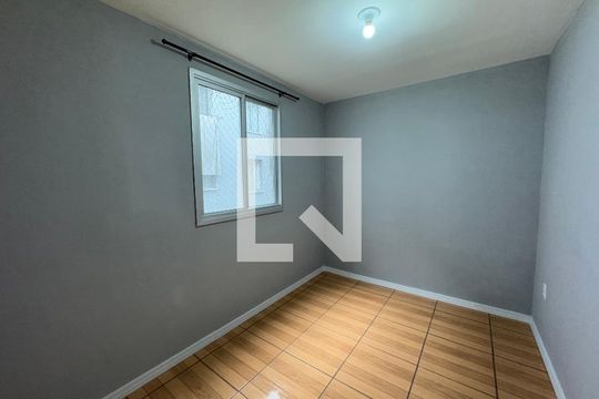 Quarto 1 de apartamento para alugar com 2 quartos, 44m² em Rio dos Sinos, São Leopoldo