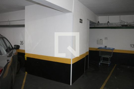 Garagem de apartamento à venda com 2 quartos, 180m² em Santa Maria, São Caetano do Sul