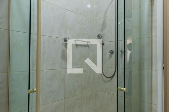 Banheiro de apartamento para alugar com 3 quartos, 76m² em Andaraí, Rio de Janeiro