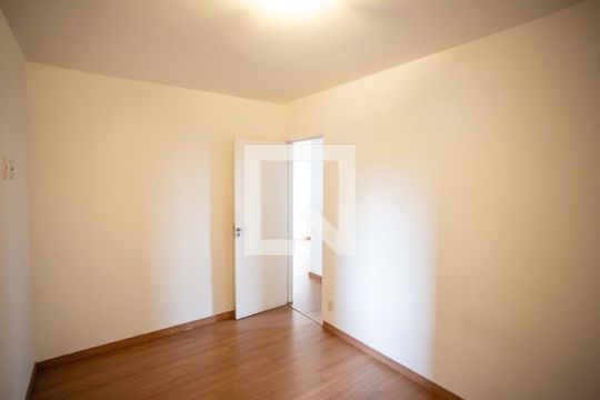 Quarto 1 de apartamento à venda com 2 quartos, 54m² em Conjunto Residencial Pombeva, São Bernardo do Campo