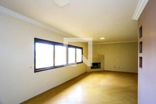 Sala de casa à venda com 4 quartos, 140m² em Parque Monte Alegre, Taboão da Serra