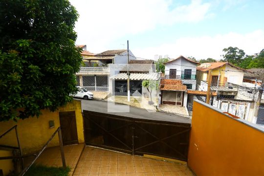 Sala vista de casa à venda com 4 quartos, 140m² em Parque Monte Alegre, Taboão da Serra