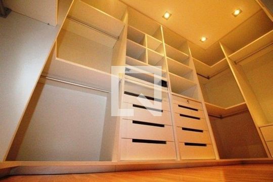 Apartamento à venda com 4 quartos, 370m² em Campo Belo, São Paulo