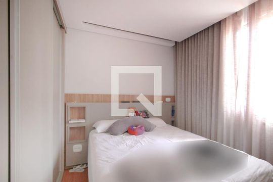 Suite 1 de apartamento à venda com 2 quartos, 64m² em Serra, Belo Horizonte