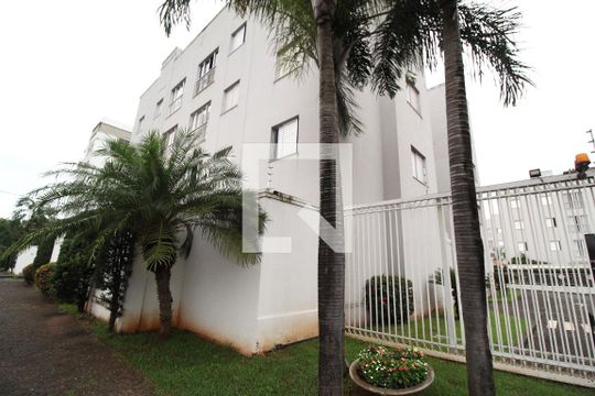 Fachada de apartamento para alugar com 3 quartos, 70m² em Tubalina, Uberlândia