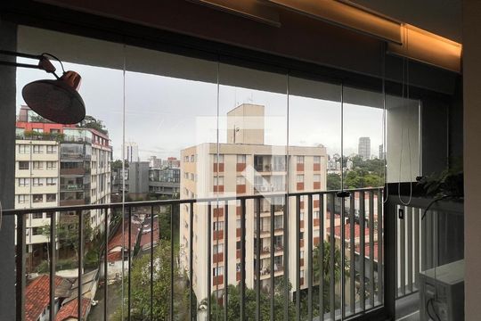 Sacada de kitnet/studio à venda com 1 quarto, 26m² em Cerqueira César, São Paulo