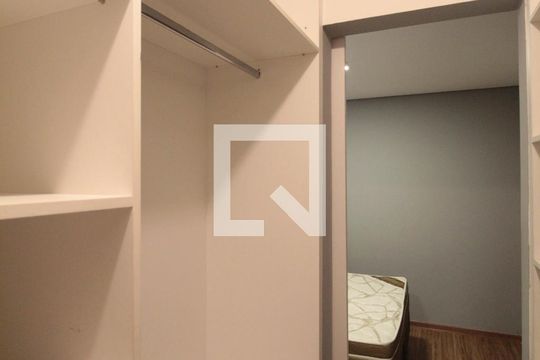 Closet da Suite de apartamento à venda com 3 quartos, 196m² em Ouro Preto, Belo Horizonte
