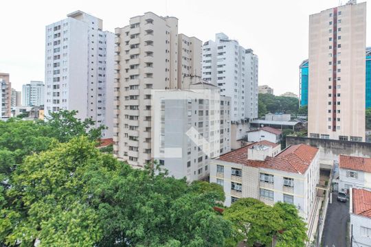 Sacada da Sala - Vista de apartamento à venda com 2 quartos, 42m² em Vila Guarani, São Paulo