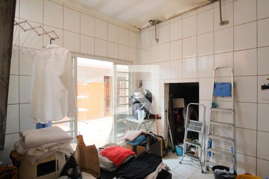 Área de Serviço de casa à venda com 3 quartos, 330m² em Vila Carrão, São Paulo