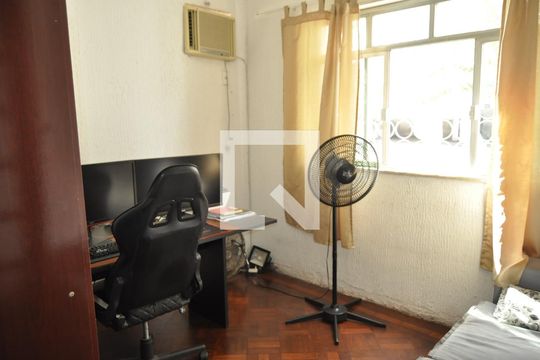 Quarto de casa à venda com 3 quartos, 227m² em Lins de Vasconcelos, Rio de Janeiro