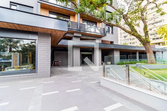 Fachada de apartamento para alugar com 1 quarto, 36m² em Boa Vista, Porto Alegre