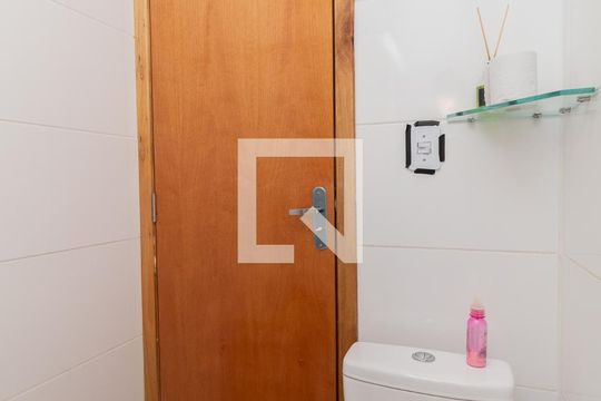 Banheiro de apartamento à venda com 2 quartos, 38m² em Parque Artur Alvim, São Paulo
