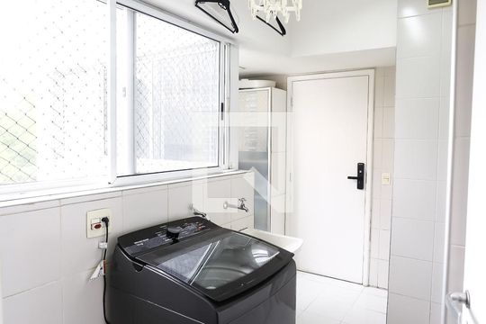 Área de Serviço de apartamento à venda com 2 quartos, 210m² em Jardim Fonte do Morumbi, São Paulo