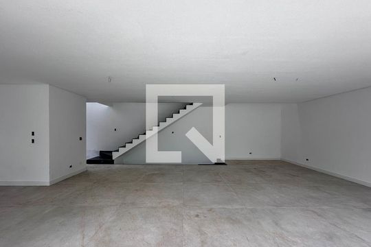 Sala de casa de condomínio à venda com 4 quartos, 496m² em Jardim Cordeiro, São Paulo