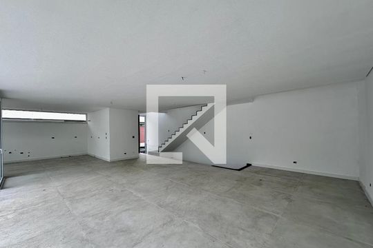 Sala de casa de condomínio à venda com 4 quartos, 496m² em Jardim Cordeiro, São Paulo