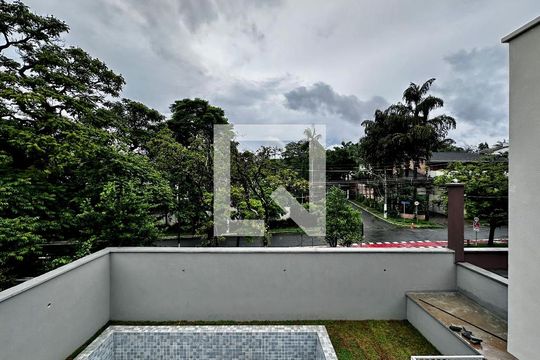 Vista Suíte 3 de casa de condomínio à venda com 4 quartos, 496m² em Jardim Cordeiro, São Paulo