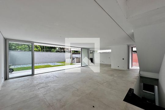 Sala de casa de condomínio à venda com 4 quartos, 496m² em Jardim Cordeiro, São Paulo