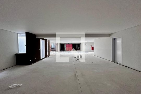 Garagem de casa de condomínio à venda com 4 quartos, 486m² em Jardim Cordeiro, São Paulo