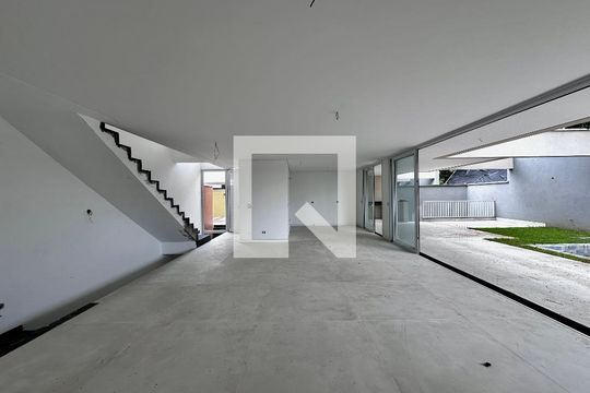 Sala de casa de condomínio à venda com 4 quartos, 531m² em Jardim Cordeiro, São Paulo