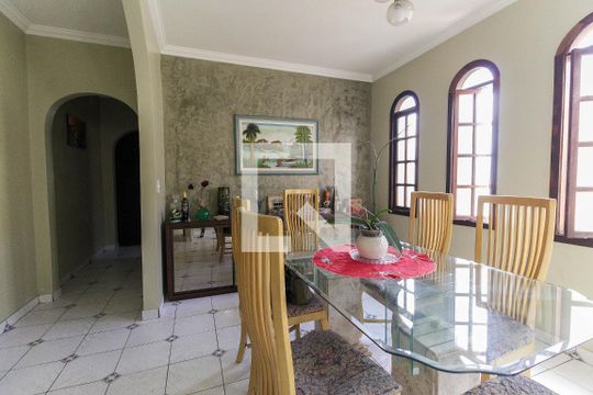 Sala de Jantar de casa à venda com 4 quartos, 376m² em Vila Regina, São Paulo