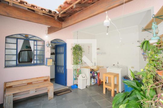 Quintal / Área de Serviço de casa à venda com 4 quartos, 250m² em Chácara Santo Antônio (zona Leste), São Paulo