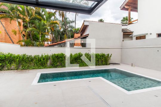 Vista da Sala de Jantar de casa de condomínio à venda com 4 quartos, 360m² em Alphaville, Santana de Parnaíba