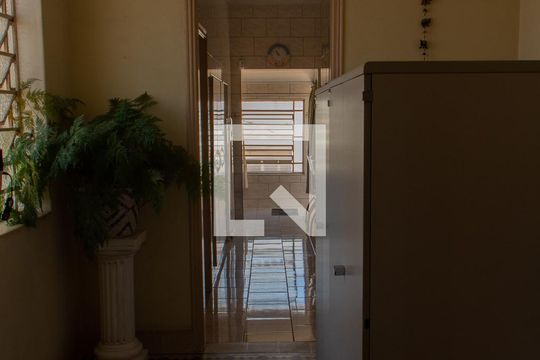 CORREDOR ACESSOS de casa para alugar com 2 quartos, 165m² em Botafogo, Campinas