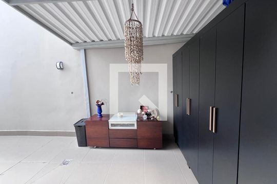 área privativa de apartamento à venda com 2 quartos, 90m² em Serra, Belo Horizonte