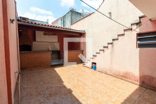 Quintal de casa à venda com 5 quartos, 200m² em Cidade Patriarca, São Paulo