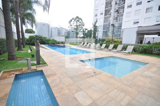 Área comum - Piscina de apartamento para alugar com 2 quartos, 49m² em Jardim Brasil (zona Norte), São Paulo