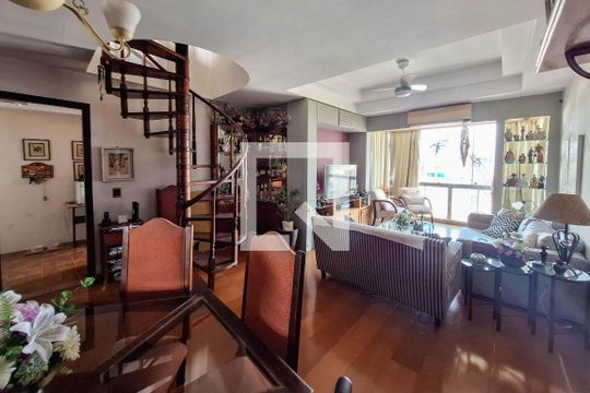 Apartamento à venda com 3 quartos, 166m² em Icaraí, Niterói