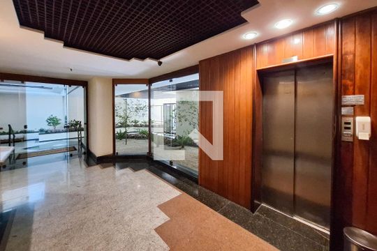 Área comum de apartamento à venda com 3 quartos, 166m² em Icaraí, Niterói