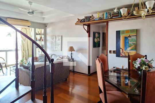 Sala de apartamento à venda com 3 quartos, 166m² em Icaraí, Niterói