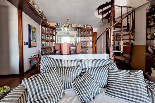 Sala de apartamento à venda com 3 quartos, 166m² em Icaraí, Niterói