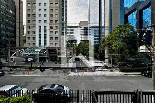 Vista de apartamento à venda com 1 quarto, 60m² em Vila Olímpia, São Paulo