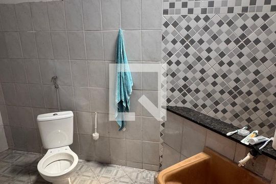 Banheiro - Casa 1 de casa à venda com 11 quartos, 568m² em Parque Industrial, Campinas
