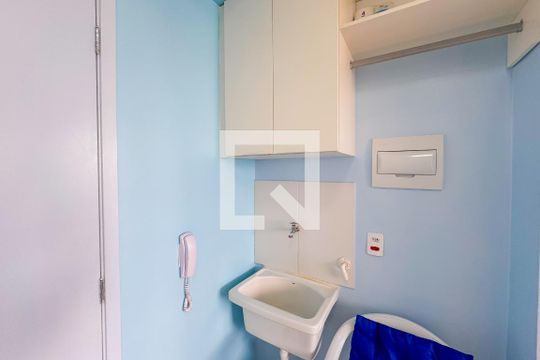 Cozinha e Área de Serviço de apartamento para alugar com 1 quarto, 24m² em Sé, São Paulo